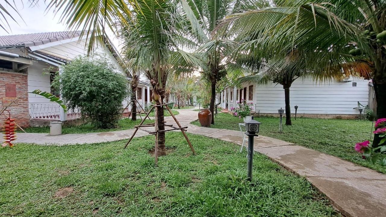 Tỉnh Kontum Konklor Hotel מראה חיצוני תמונה